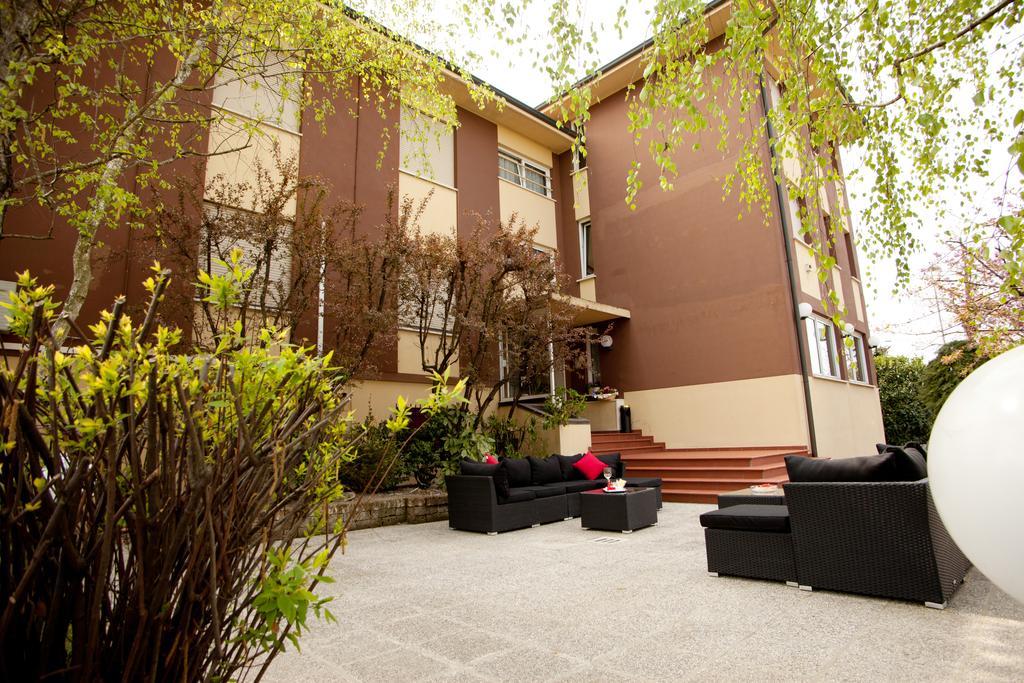 Hotel Mini Palace - Country House Molinella Exterior photo